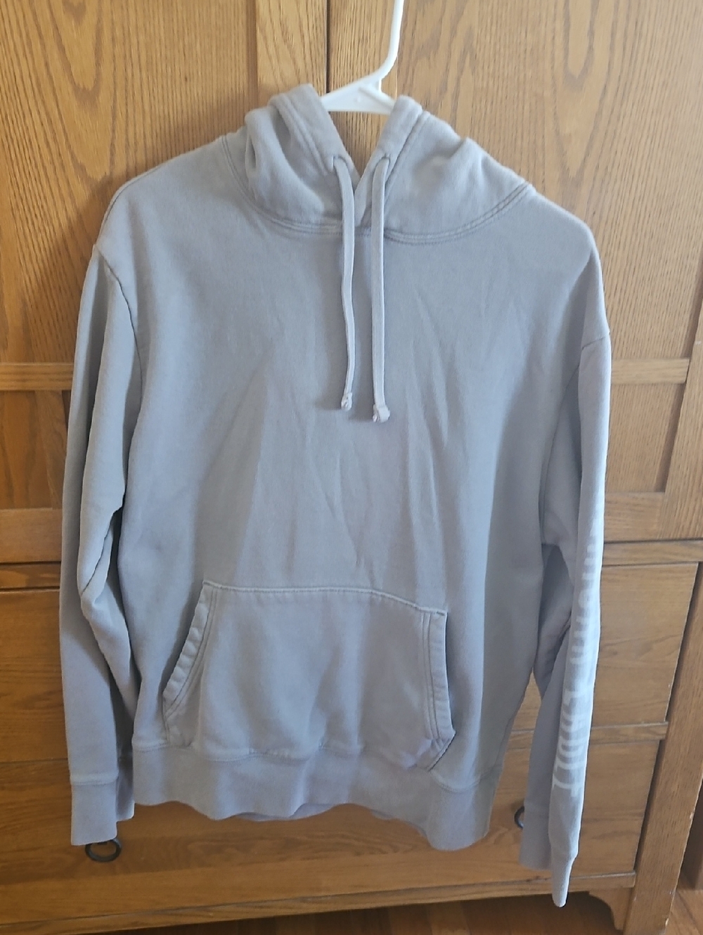 American Eagle Light Gray Pullover Hoodie